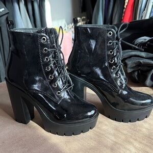 Glossy Black Lace-Up Platform Boots